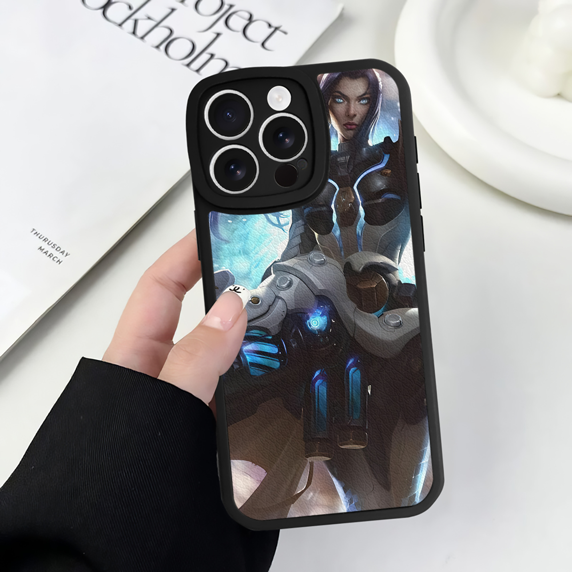 リーグ・オブ・レジェンド League of Legends LOL 【iPhone 16シリーズ対応】シリコンスマホケース（レザー調） 材質：シリコン